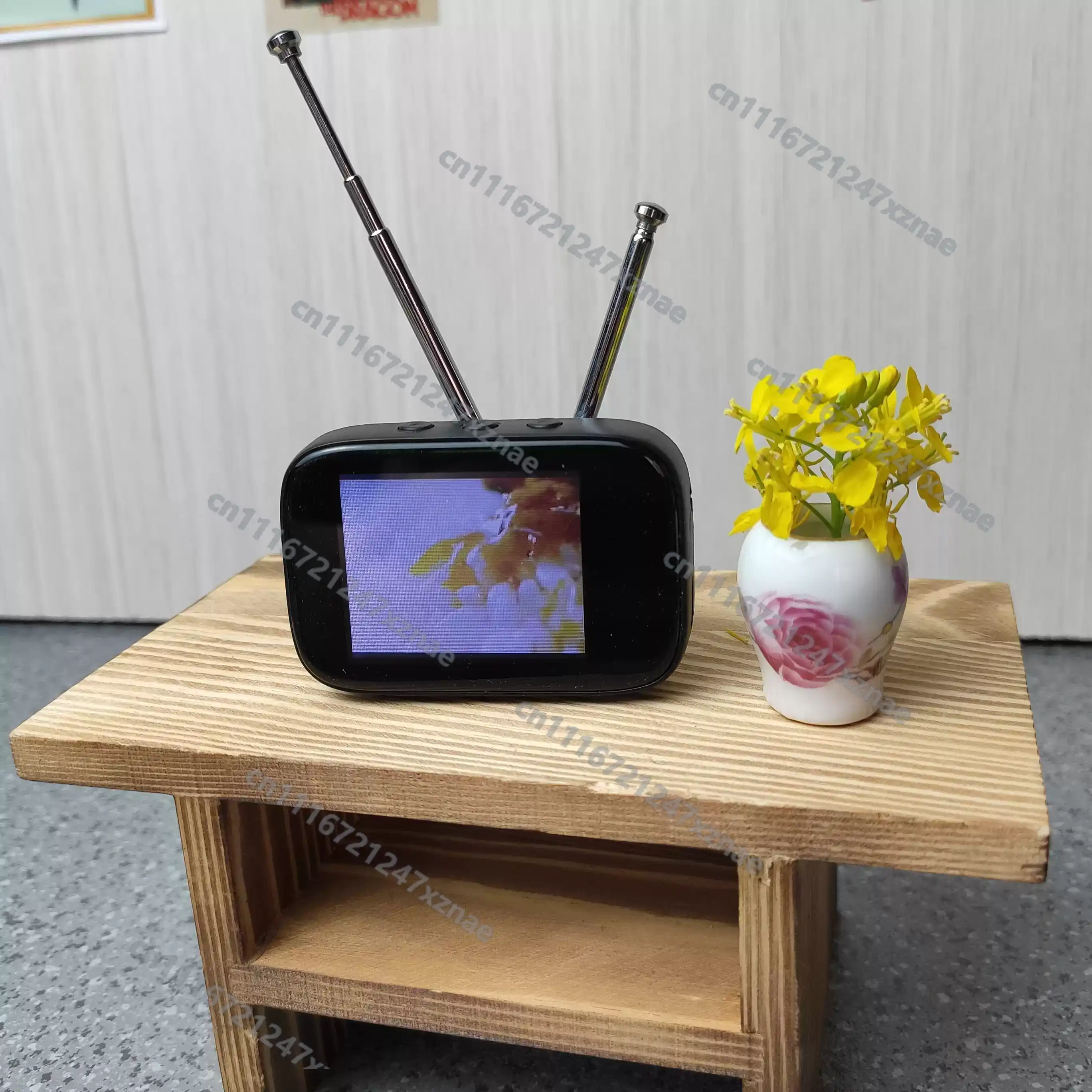 Mini Retro TV for Dollhouse 1: - Power Tools Video ulasan dan harga